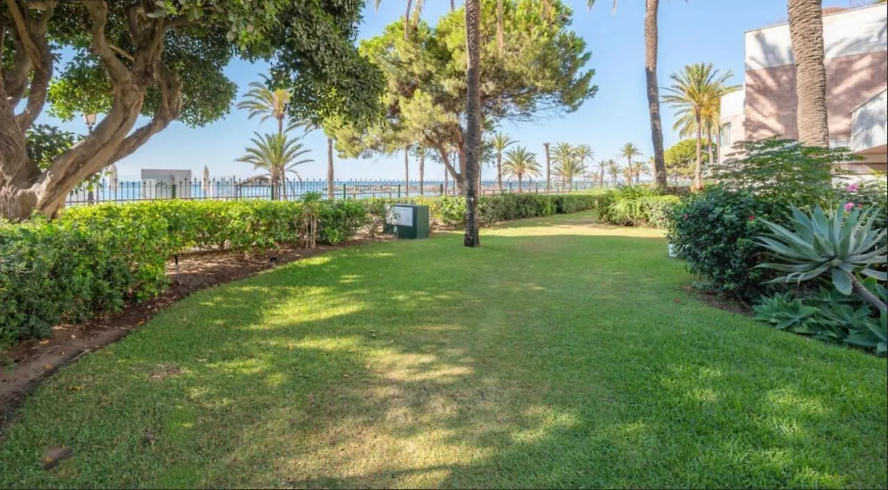 Puerto Banus Beach Apartments Marbella Lägenhetshotell