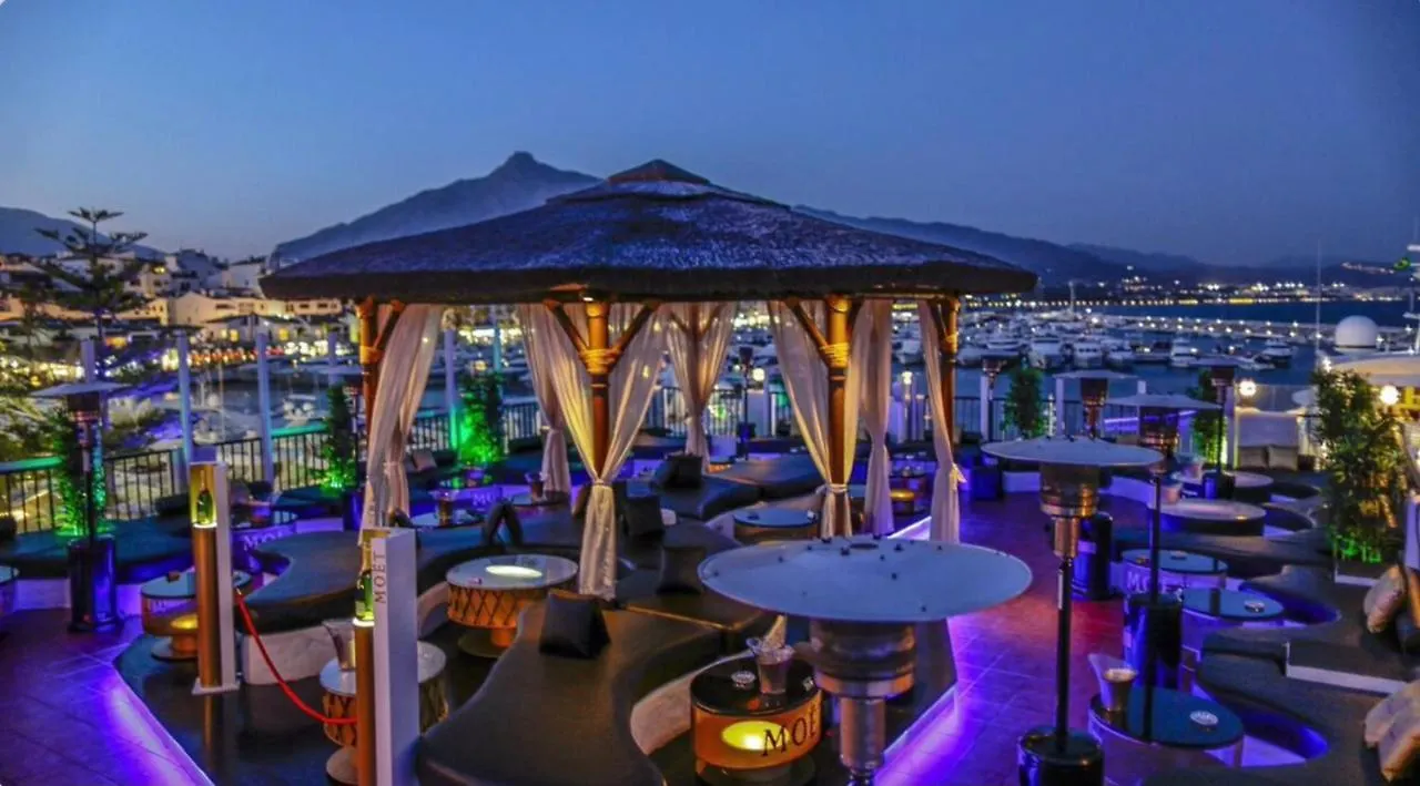 Aparthotel Puerto Banus Beach Apartments Marbella